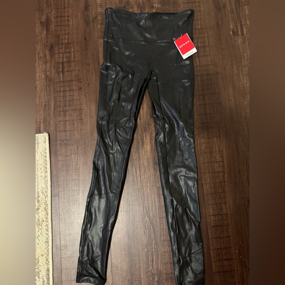 SPANX Shiny Black Leggings (never worn)